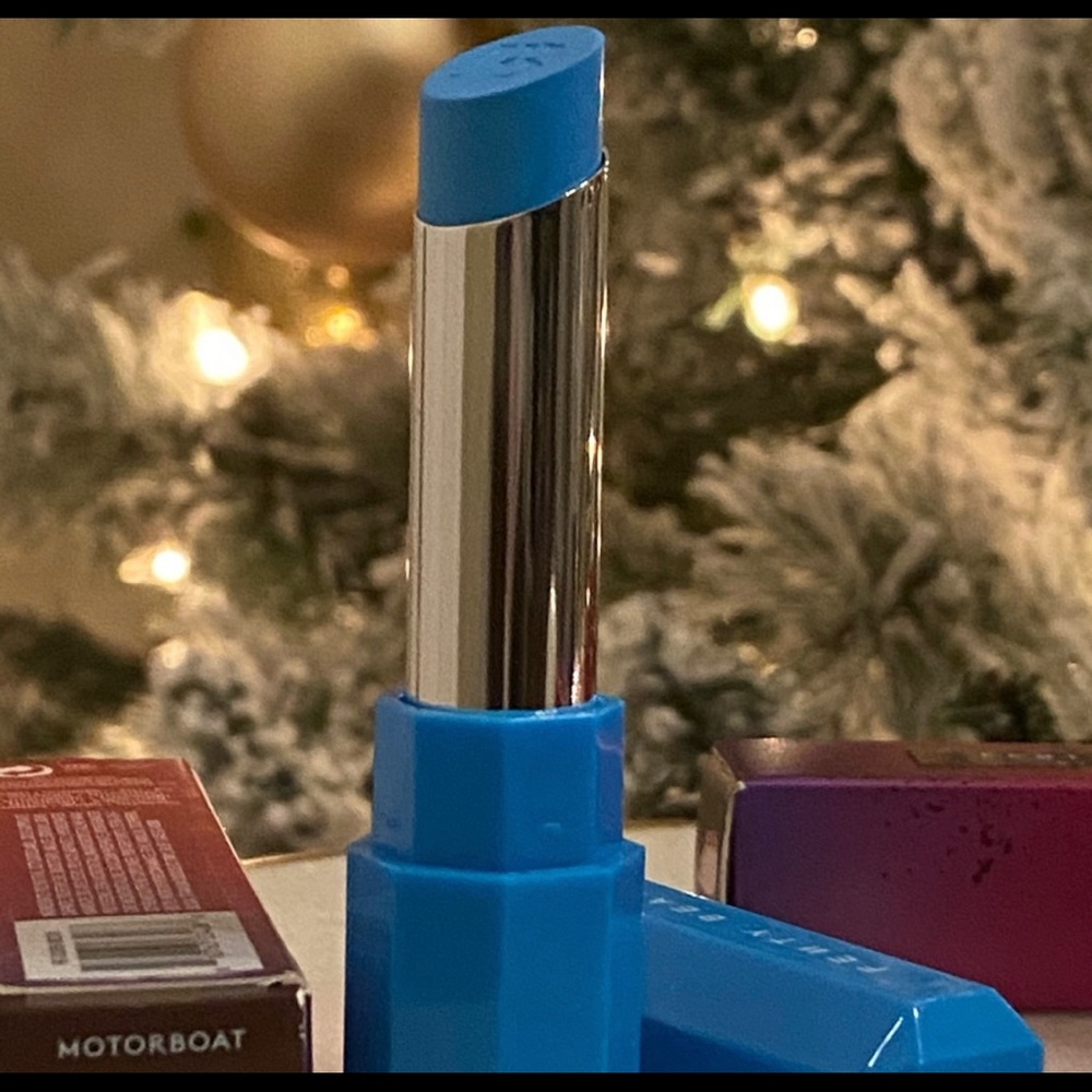 Fenty Beauty lipstick